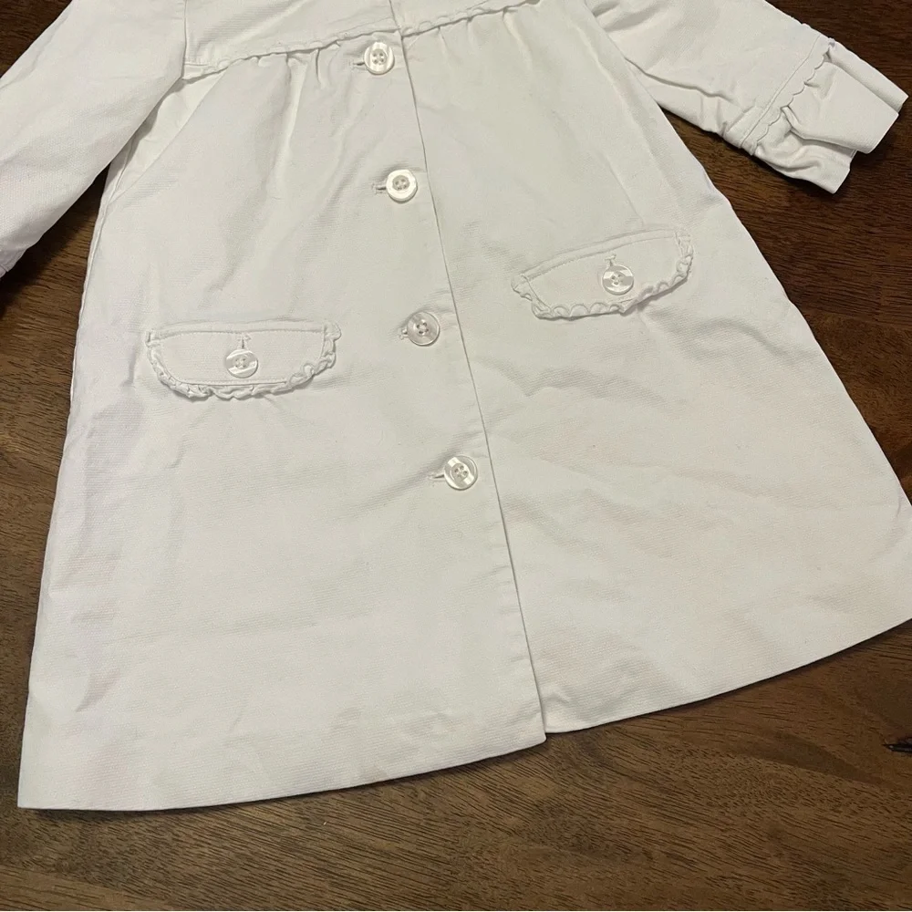 Janie and Jack White Scalloped Peter Pan Collar Trench Coat 12-24 Months